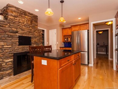 56 Blue Ridge Acres Rd, Asheville, NC 28806 - photo 6