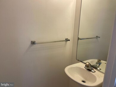 7426 Catterick Ct, Windsor Mill, MD 21244 - photo 6