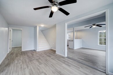 2110 Trenton Rd, Houston, TX 77093 - photo 5