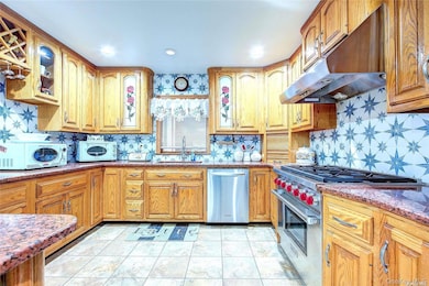 43-33 163rd St unit 1 FL, Flushing, NY 11358 - photo 2