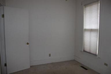 30 Lovell St, Elgin, IL 60120 - photo 6