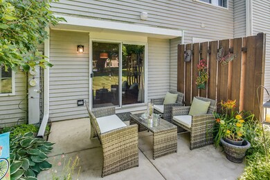 719 Timothy Ct unit 182, East Dundee, IL 60118 - photo 6