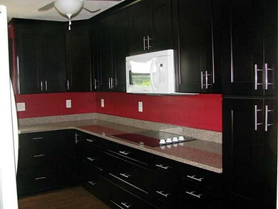 Kitchen. Expresso cabinets/Quartz counter tops