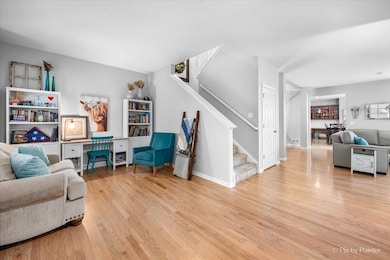 279 Garden Dr, Elgin, IL 60124 - photo 6