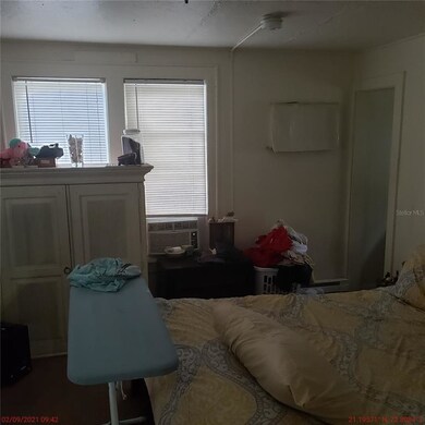 819 11th St N unit 1,2,3,4, Saint Petersburg, FL 33705 - photo 6