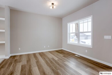 10914 N 162nd St, Bennington, NE 68007 - photo 4