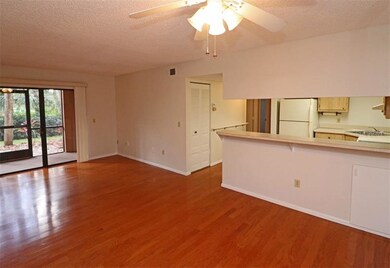 Breakfast bar for additional seating.