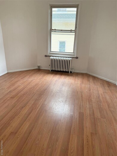 8718 95th St unit 2, Woodhaven, NY 11421 - photo 5