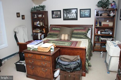 316 Martina Dr, Chambersburg, PA 17201 - photo 4