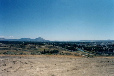 2727 Foothills Blvd, Klamath Falls, OR 97603 - photo 2