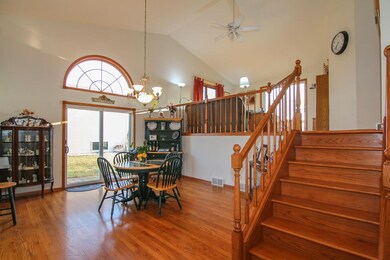 205 4th St, Brooklyn, WI 53521 - photo 2