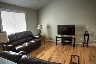 3 Lake Whittemore Dr, Spencer, MA 01562 - photo 4