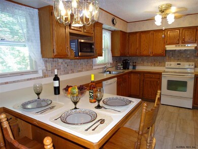 2 Wineberry Ln, Ballston Spa, NY 12020 - photo 3