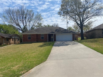 1618 W Parnell St, Denison, TX 75020 - photo 2