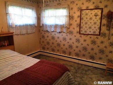 3424 Locust Ln, Eau Claire, WI 54703 - photo 7