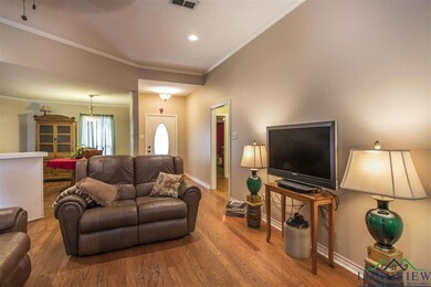 1707 Peach St, Kilgore, TX 75662 - photo 7