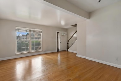 2632 Peppertree Ln, Waukegan, IL 60085 - photo 2