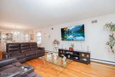 50 ROCHELLE PLACE-3