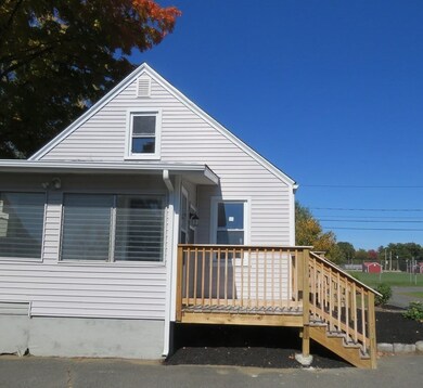 30 Fairview St E, Greenfield, MA 01301 - photo 2