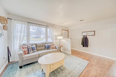 302 Hutchinson Dr, Rolla, MO 65401 - photo 5