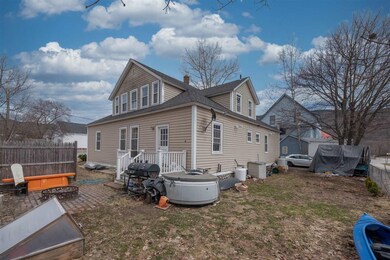 5 Pleasant St, Lincoln, NH 03251 - photo 2