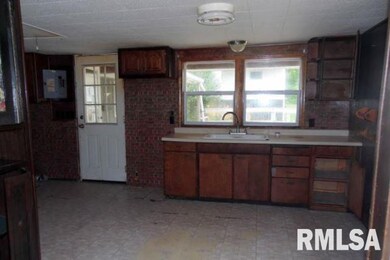 204 N Eisele Dr, Peoria, IL 61604 - photo 4