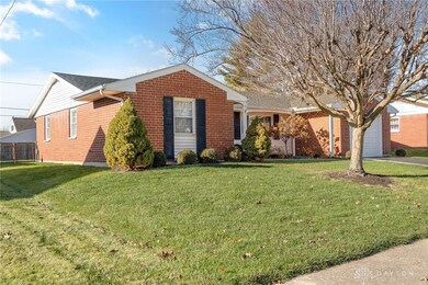 1670 Navajo Dr, Xenia, OH 45385 - photo 3