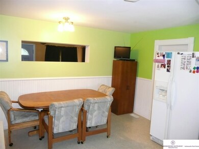 380 Locust St, Springfield, NE 68059 - photo 4