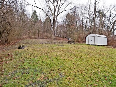 Beautiful setting - perfect for outdoor fire pit. 