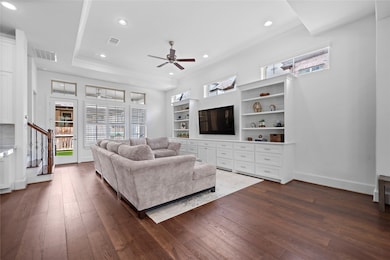 1606 W Rose Terrace Ln, Houston, TX 77055 - photo 5