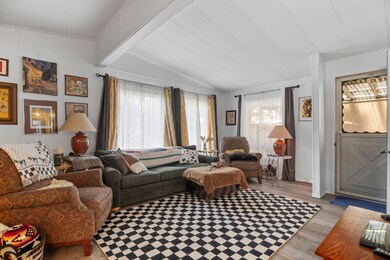 61040 S Queens Dr unit 58, Bend, OR 97702 - photo 3