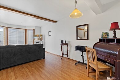 10 E Casino Rd unit D15, Everett, WA 98208 - photo 4