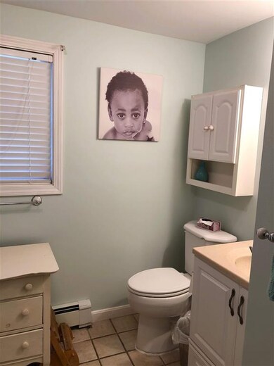 4 Oxford St, MerriMacK, NH 03054 - photo 6