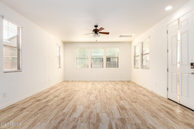 5745 W Warner St, Phoenix, AZ 85043 - photo 6