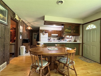 Open Concept Dining Area