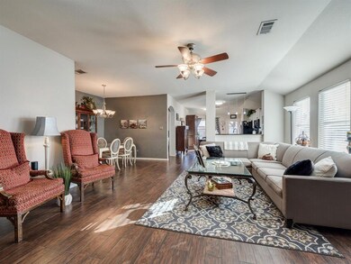 2204 Del Mar Ct, Denton, TX 76210 - photo 6