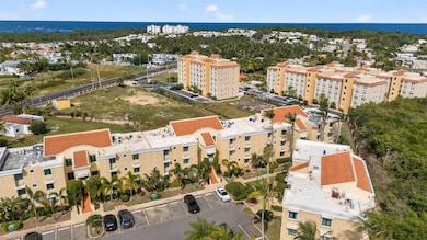 100 StT. El Dorado Club unit .202, Vega Alta, PR 00692 - photo 2