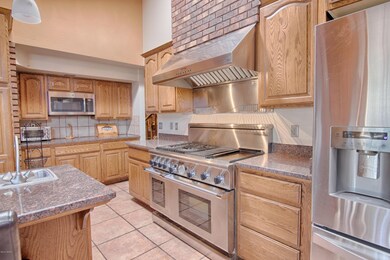Kitchen (3)