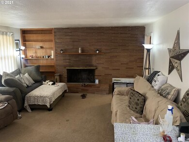 2158 Cal Young Rd, Eugene, OR 97401 - photo 5