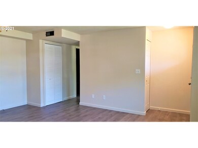 1305 SW 3rd Place, Pendleton, OR 97801 - photo 3