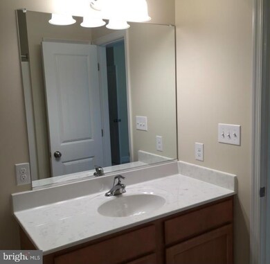 9 Brooks Dr, Colonial Beach, VA 22443 - photo 6