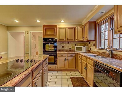 538 N Walnut Rd, Kennett Square, PA 19348 - photo 4