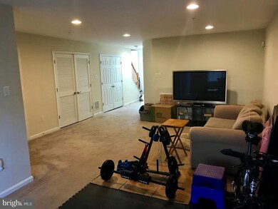 1036 Railbed Dr, Odenton, MD 21113 - photo 4