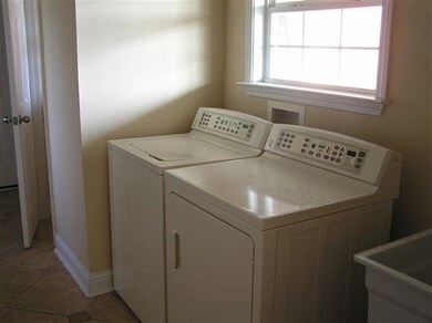 358 Jw Edwards Dr, Byron, GA 31008 - photo 3