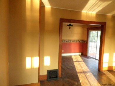 223 Lake Shore Dr, Rensselaer, NY 12144 - photo 4