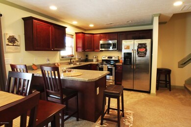 100 Kenan Loop, Jacksonville, NC 28546 - photo 3