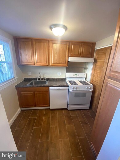 3902 25th Ave, Temple Hills, MD 20748 - photo 5