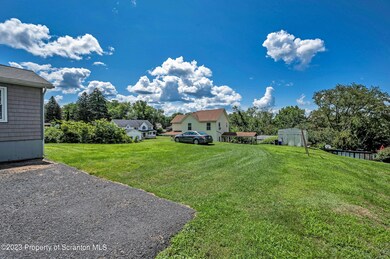 2107 Lafayette St, Scranton, PA 18504 - photo 4