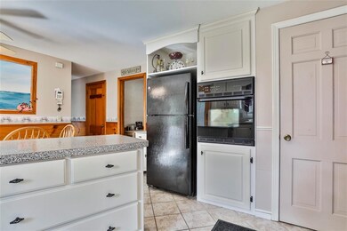 3 Sheridan St, Nashua, NH 03064 - photo 6