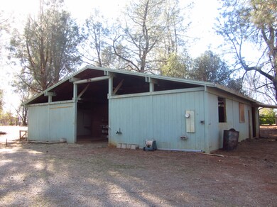 3-Stall barn!